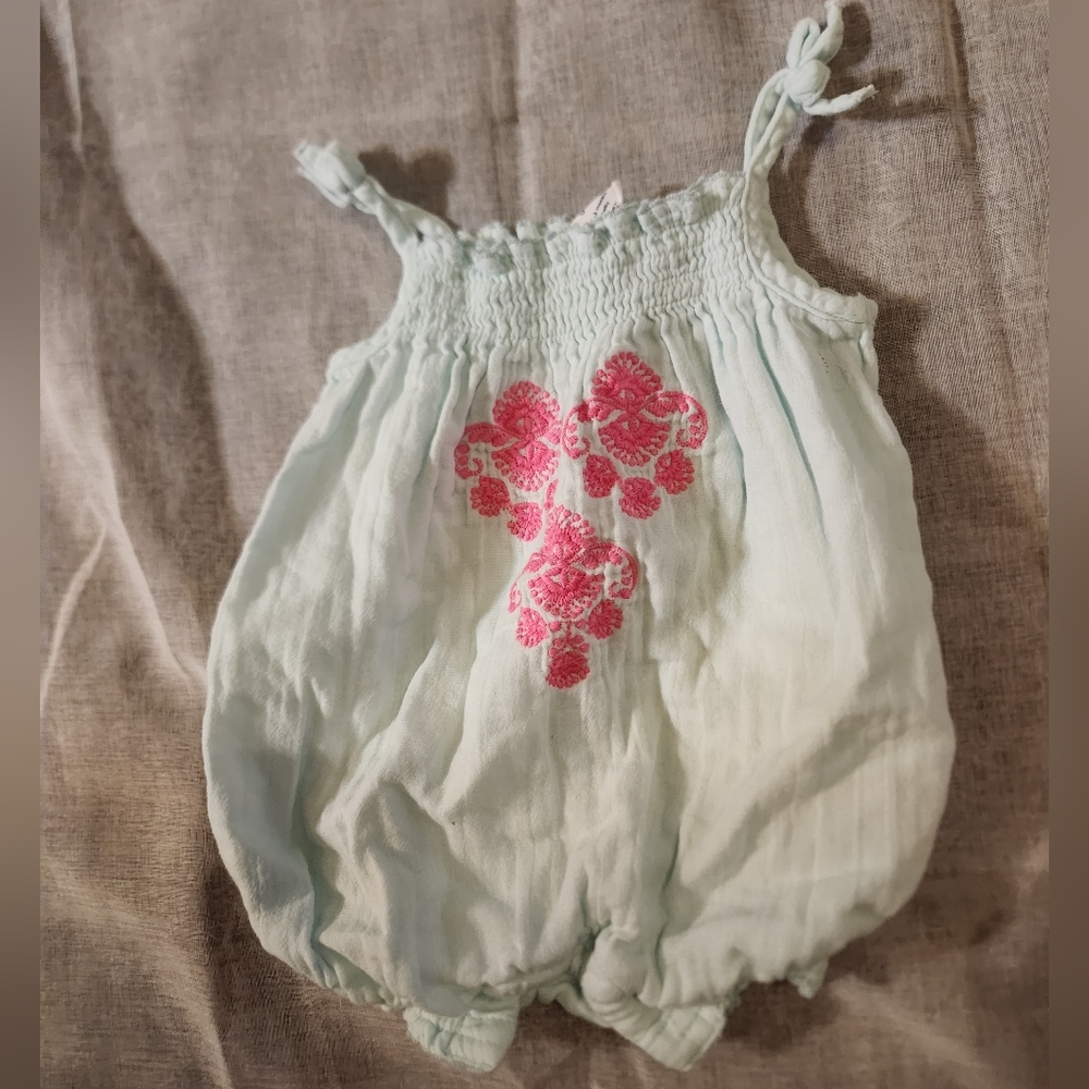 GAP Muslim/Gauze Blue Romper With Pink Embroidery